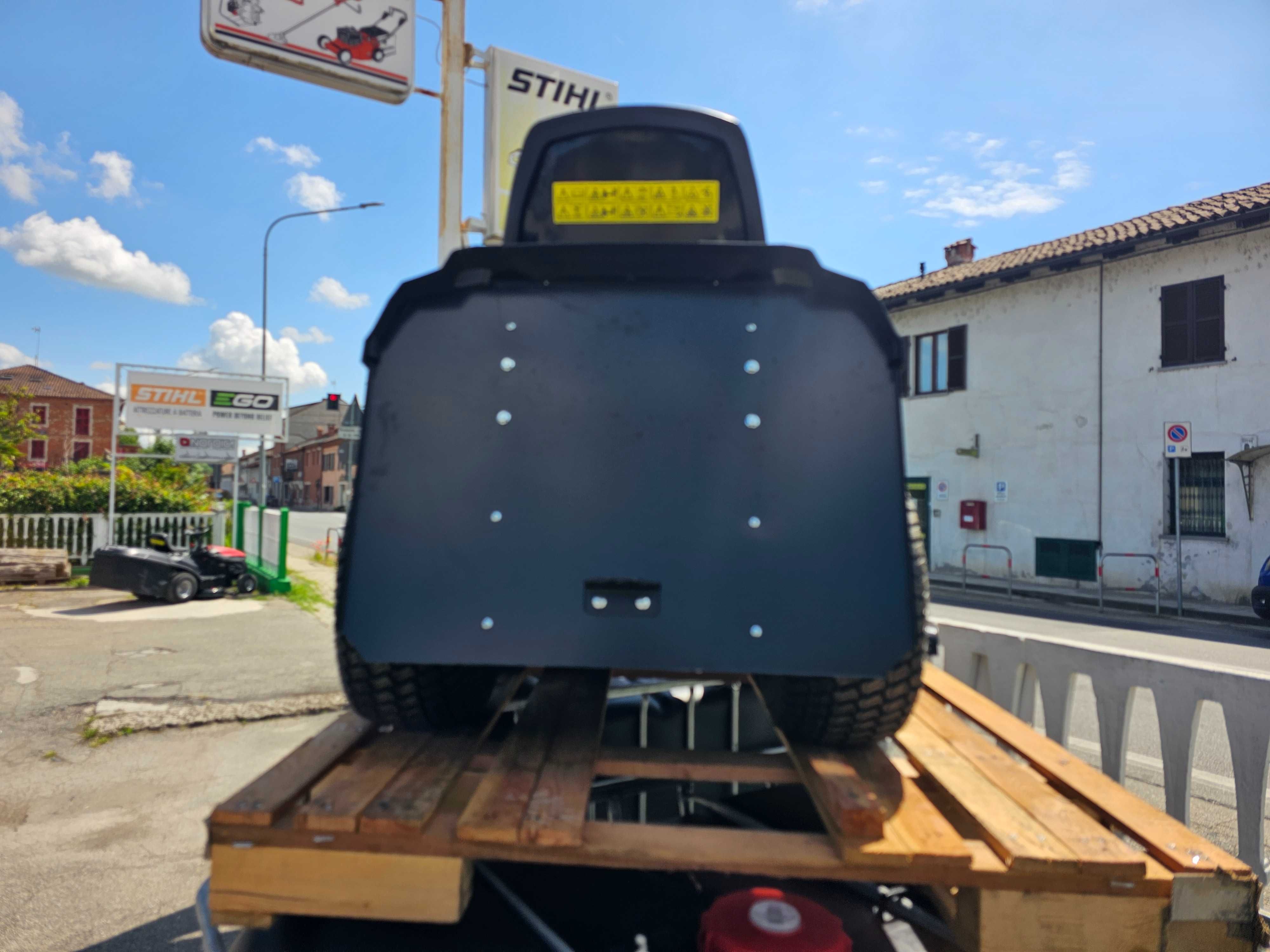 НОВА Тракторна Косачка, Внесена от ITALY.  НОВА