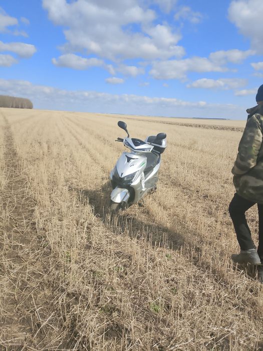 Продам скутер 150куб