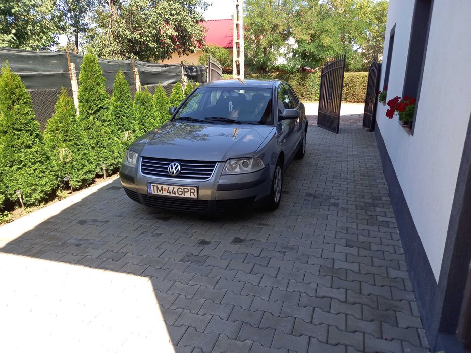 VW Passat 2002 Stare Foarte Bună Revizii la Zi