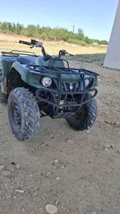 Vând  atv  Yamaha  grilzi