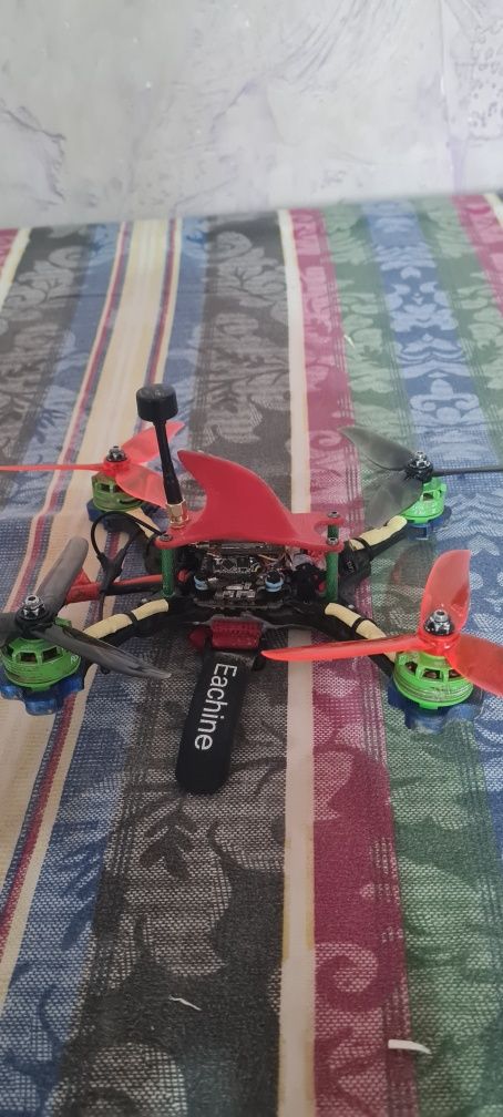 Fpv дрон весь 545 грам