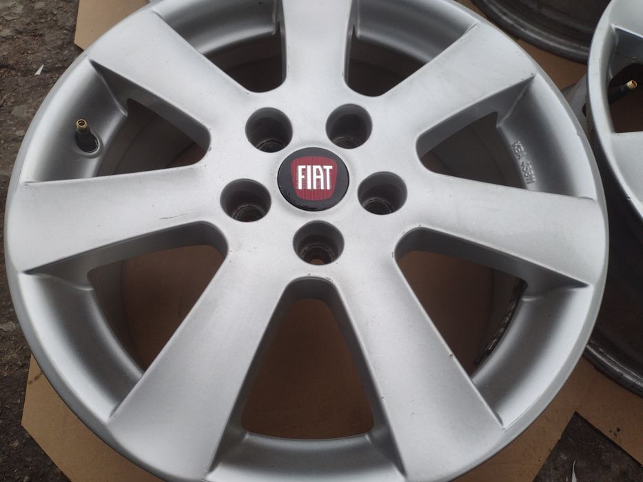 Перфектни Borbet 16-5x114.3 ET45 7j   ФИАТ Седичи