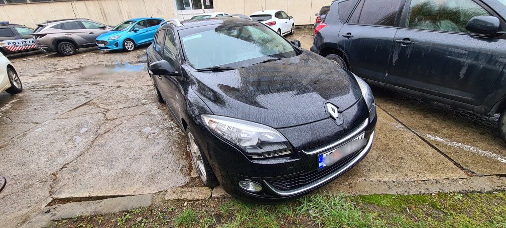 Renault Megan 3, 1,5 dCi Bose plafon panoramic 10/2013