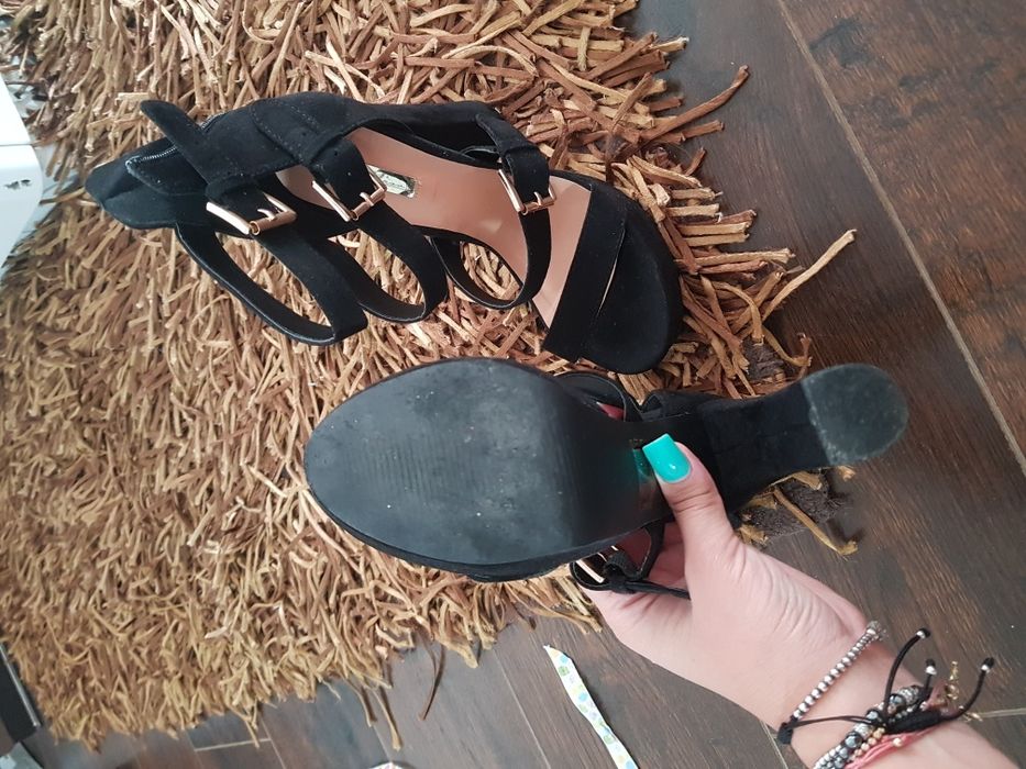 Sandale cu toc gros masura 38