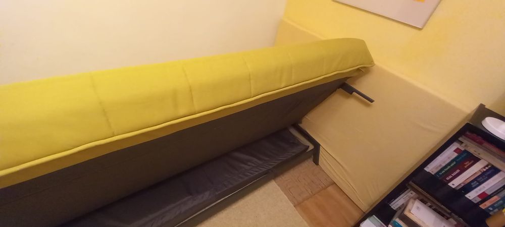 Canapea IKEA cu husă detașabilă