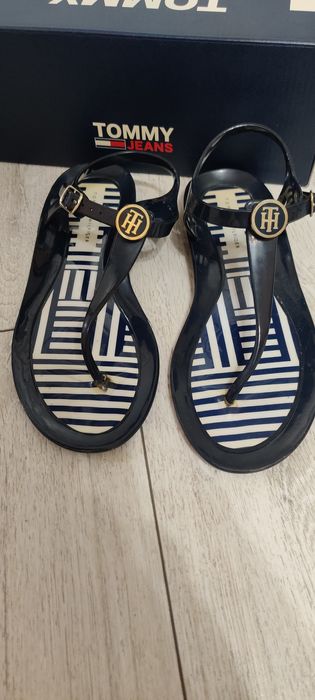 Sandale de vară, de dama. Tommy Hilfiger. Mărimea 37