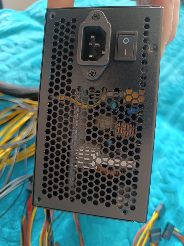Захранване 1800w