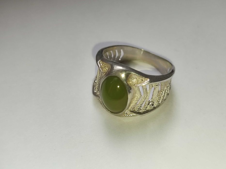 Серебряное кольцо с камнем ХРИЗОПРАЗ