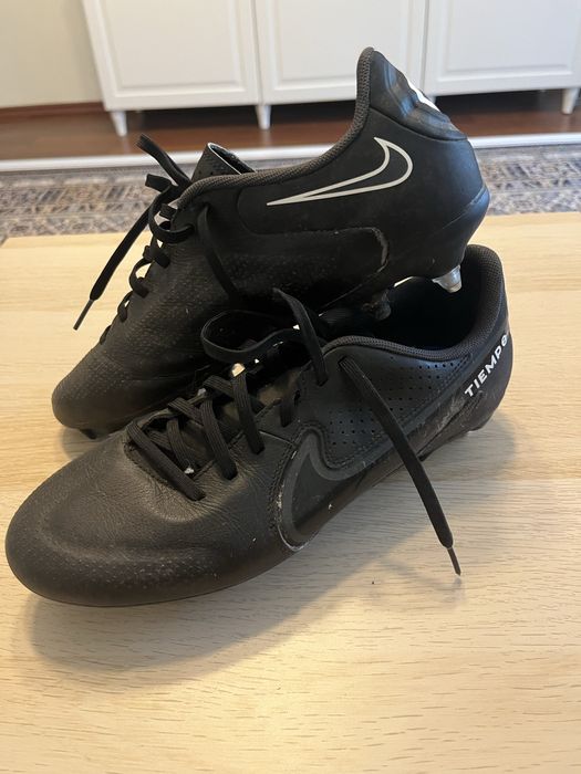 Ghete de fotbal Nike tiempo crampoane de fier marimea 42,5