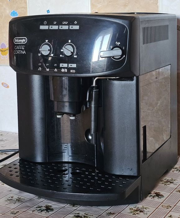 Expresor automat DeLonghi