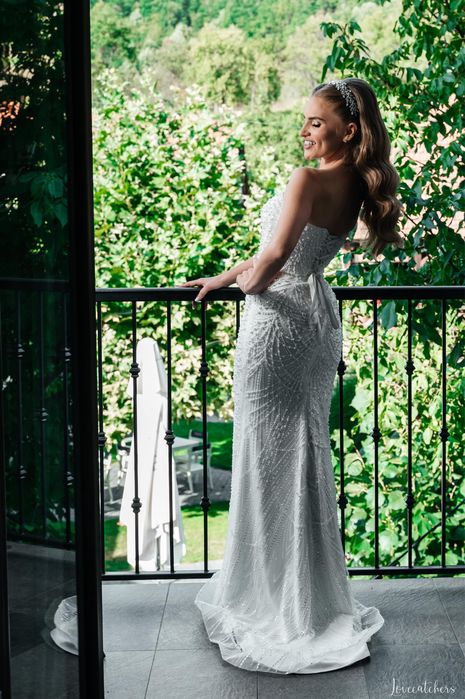 Vând rochie de mireasă, model spectaculos