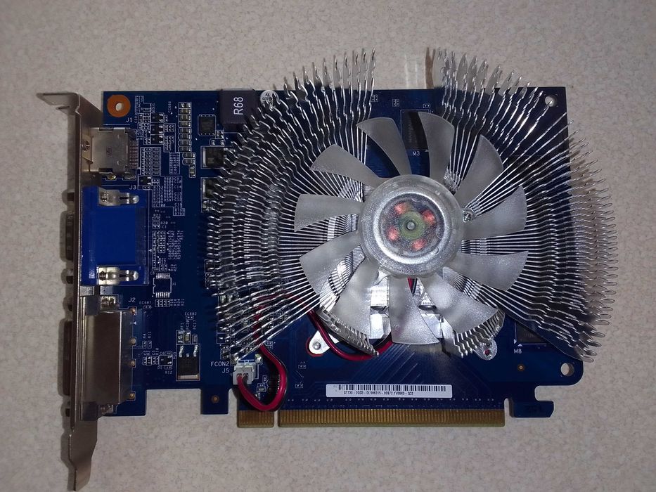 Видеокарта GT 730 2Gb D3 (не рабочая)