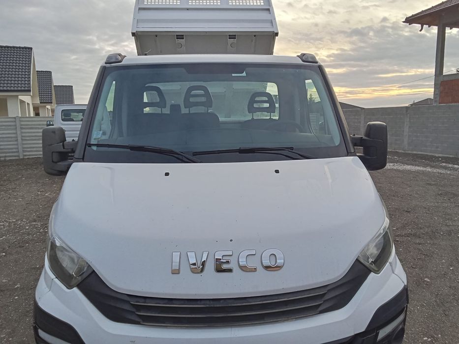 Iveco basculabil pe spate