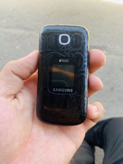 Samsung GM 311 karbon qilingan