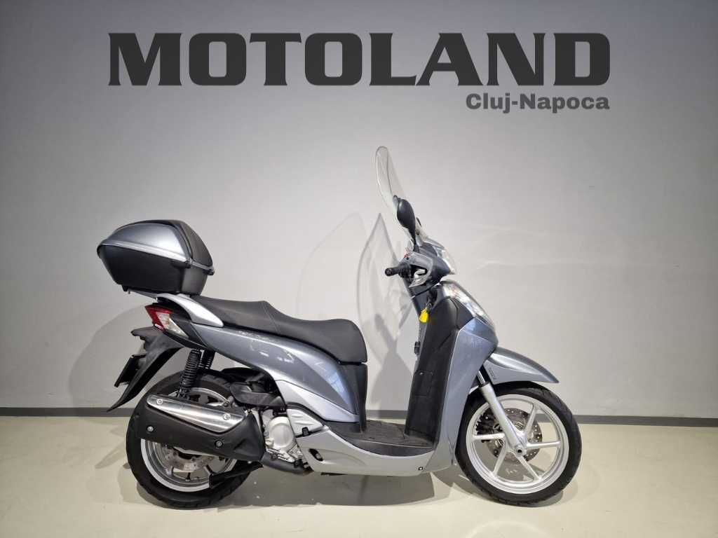 Scuter Honda SH300i