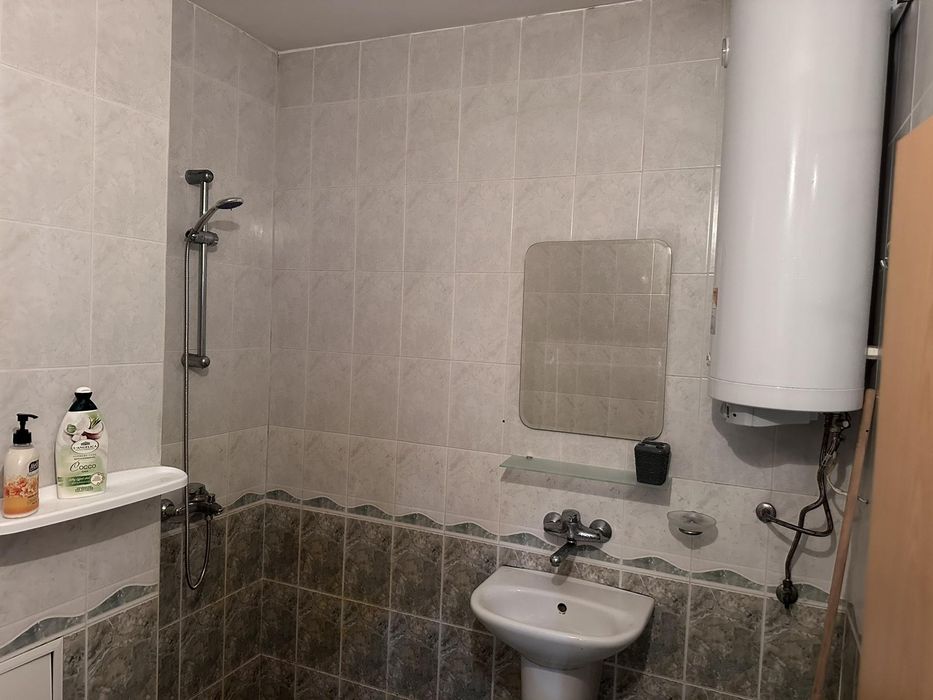 Двустаен апартамент под наем в кв. Каменица 2