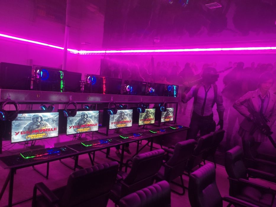 Компютерлар сотилади, Game club.