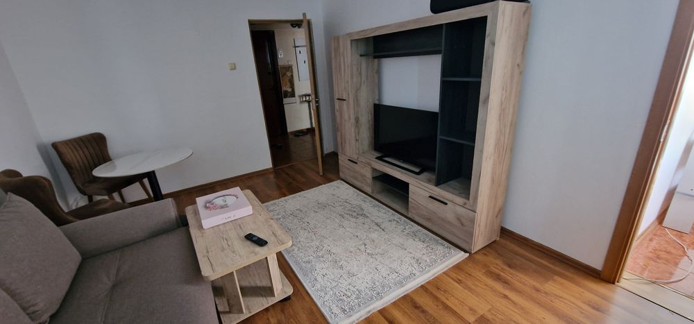 Apartment 2 camere de inchiriat