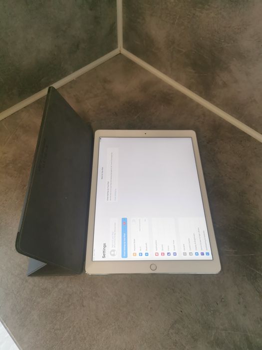 Ipad Pro 12.9-inch 2nd generation