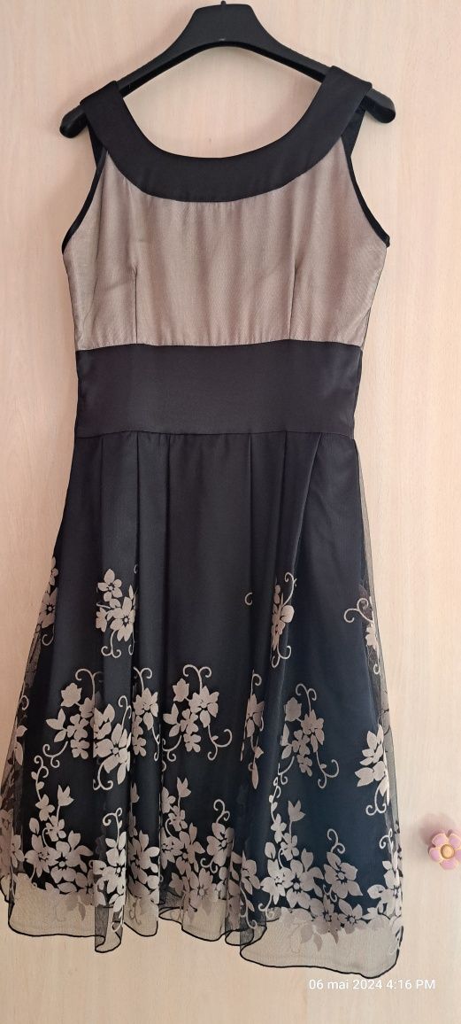 Rochie de ocazie midi