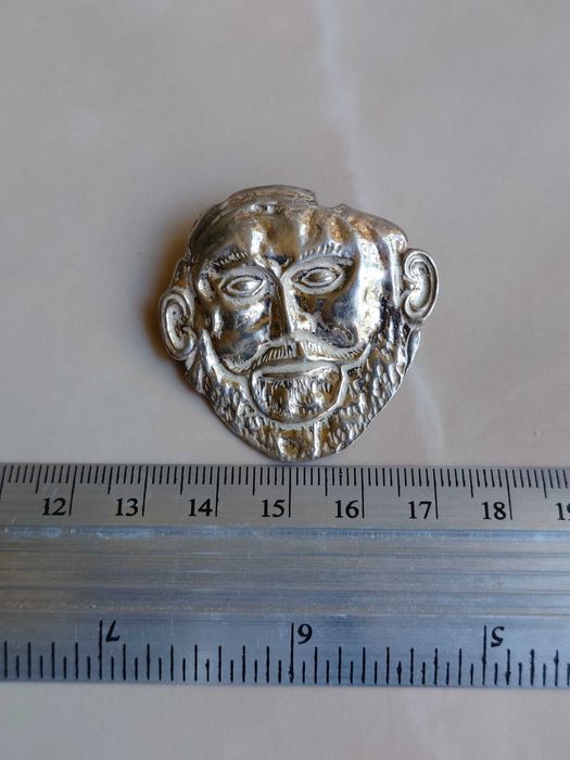 Brosă “Masca lui Agamemnon” – Reproducere Mycenaeană în Argint 800