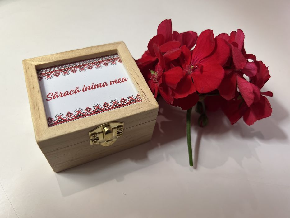 Cutii muzicale pe teme românești!!