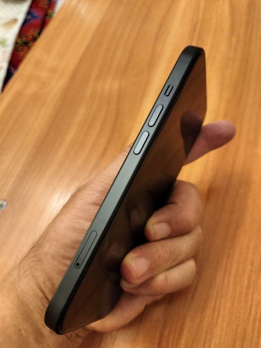 iPhone 15.Ёмк99%.