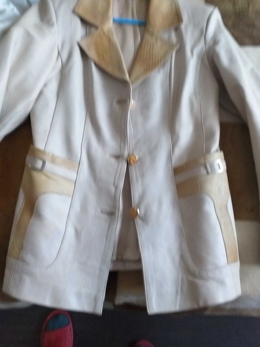 Geaca dama, din piele gri deschis mar S.