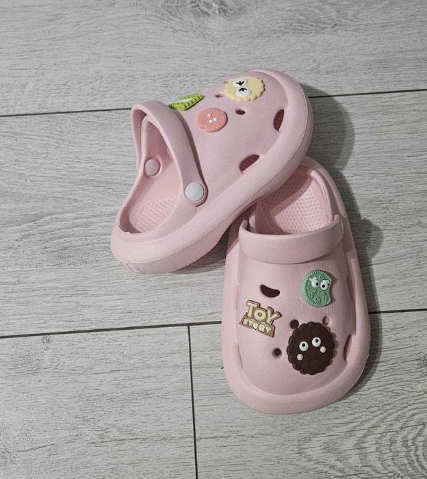 Papuci crocs, marime 24
