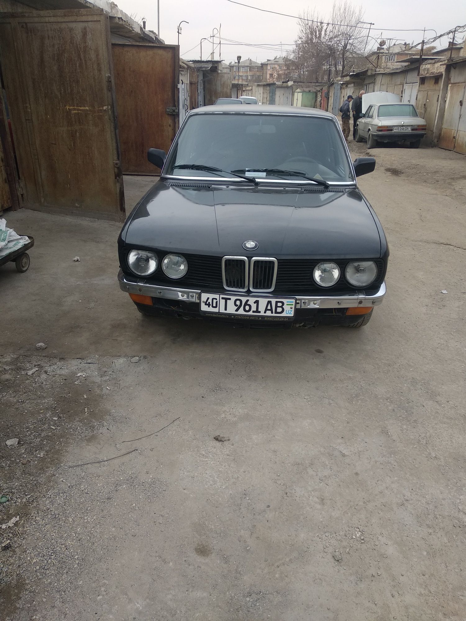 BMW 535i сотилади