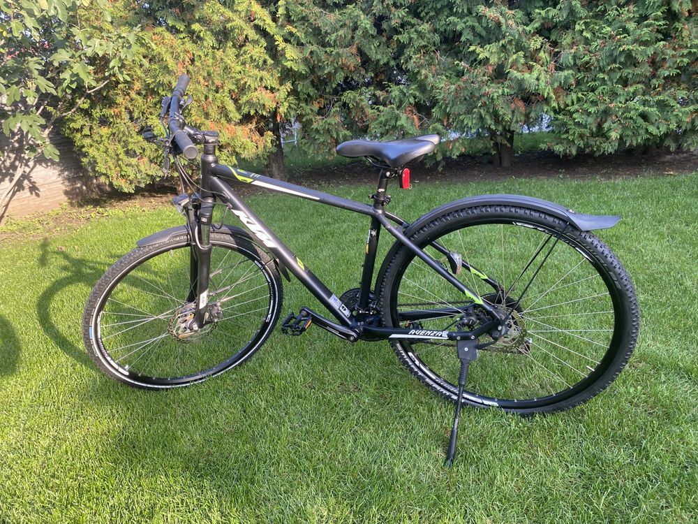 Trekking bike KTM Avenza hidraulică