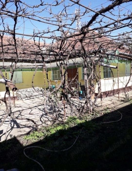 Casă 4 camere - 3079 mp teren loc. Sântana, Arad