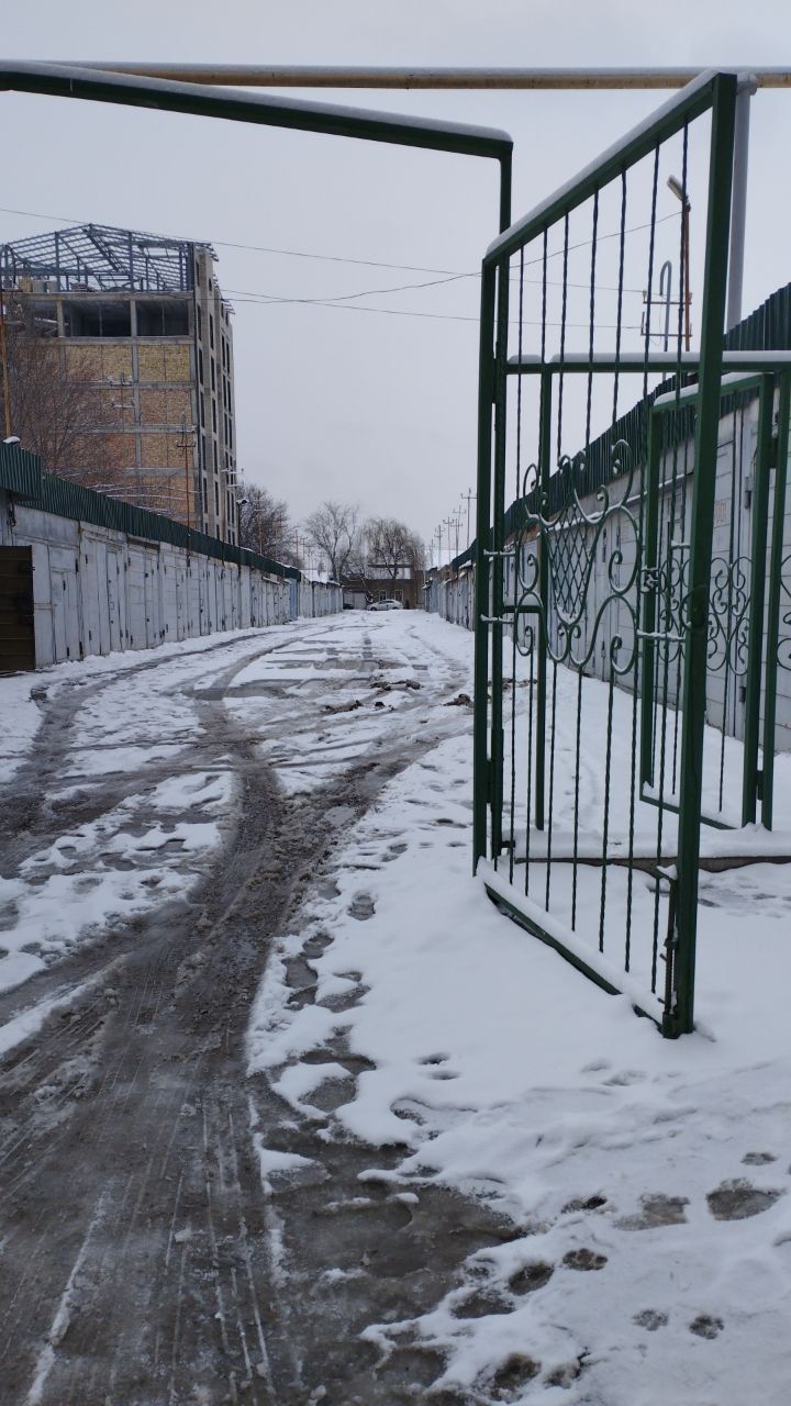 Продаётся гараж г.Чирчик
