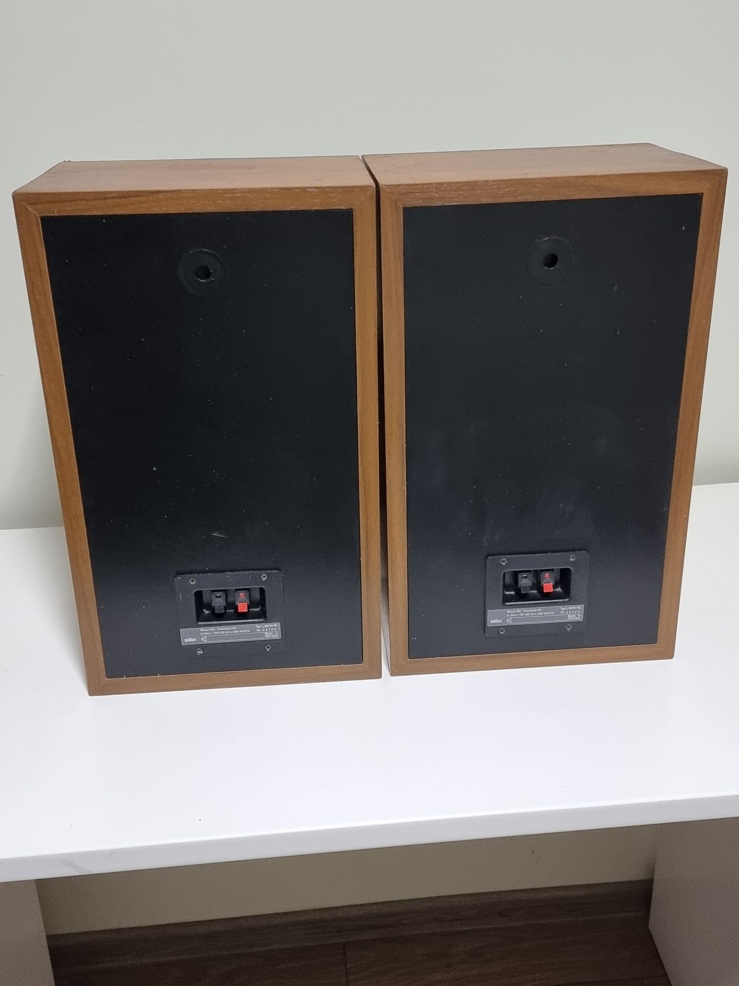 Тонколони Braun L8070HE