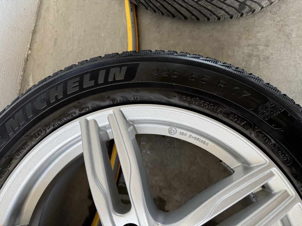 Jante aluminiu cu cauciucuri 225/55/17