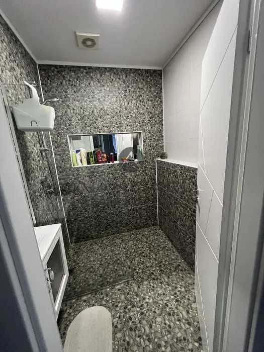 Продава се Тристаен апартамент в Пловдив, Христо Смирненски - 75 кв.м за 2027 €/кв.м - Снимка #9