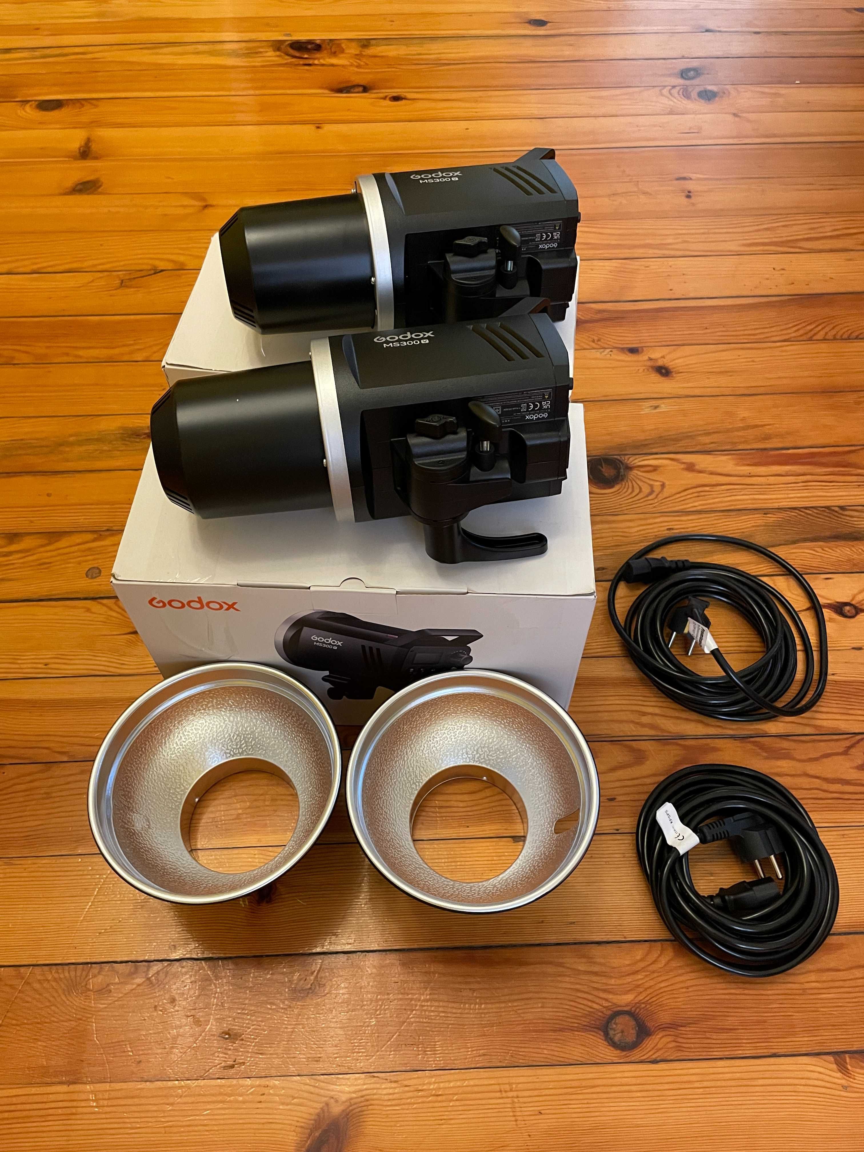 Фото осветление Godox MS300V с кутии и пълна окомплектовка - 2бр.