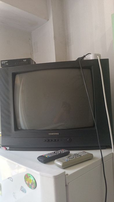 Телевизор цветной