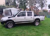 Mazda B2500 off road