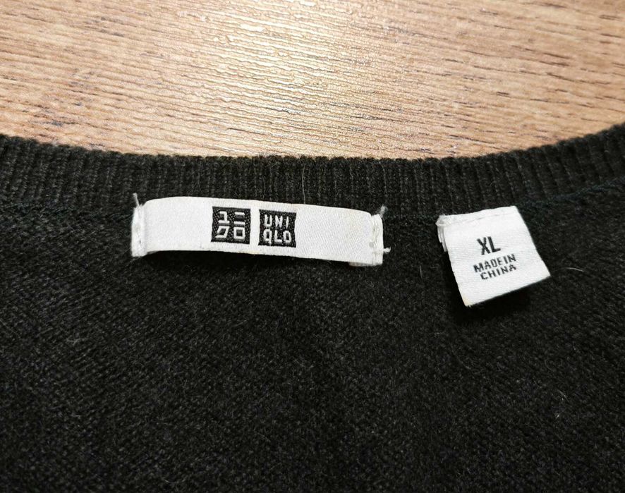 Uniqlo 100% Кашмирен мъжки пуловер размер XL