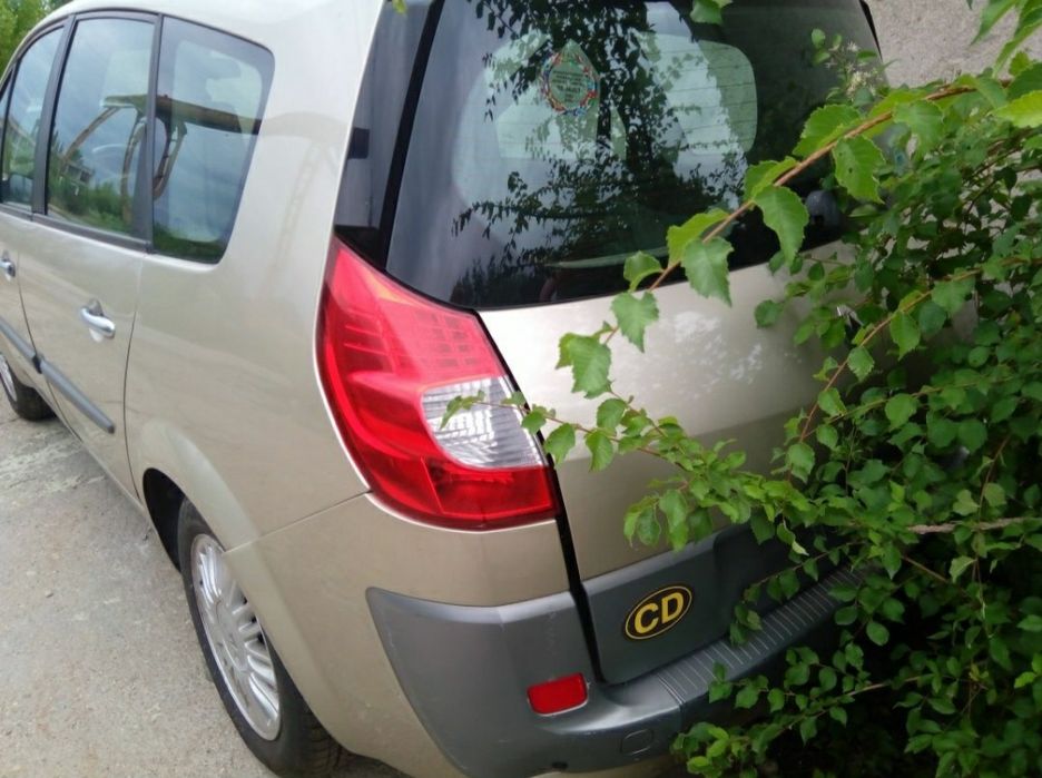 Рено Гранд Сценик 2 2007г 1.9DCI 120к.с. фейслифт