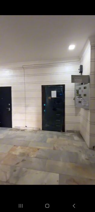 93 kv m 3 xona novostroyka