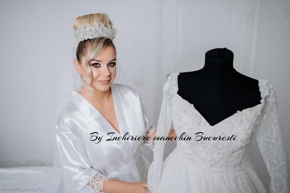 Inchiriere manechin / bust rochie mireasa / costum mire