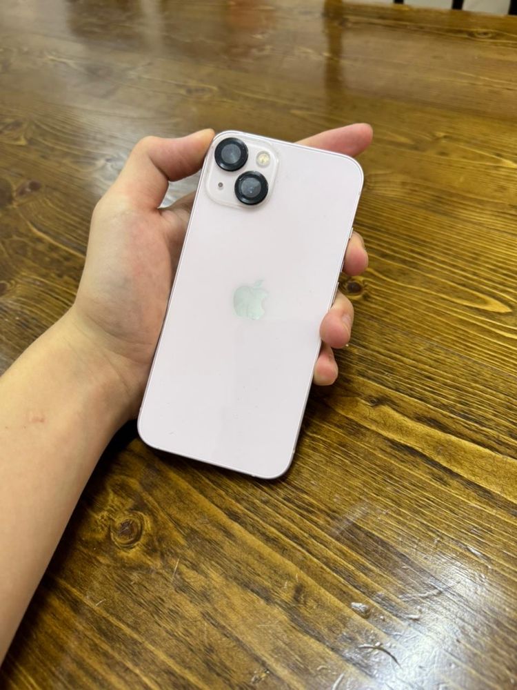 Iphone 13.       .