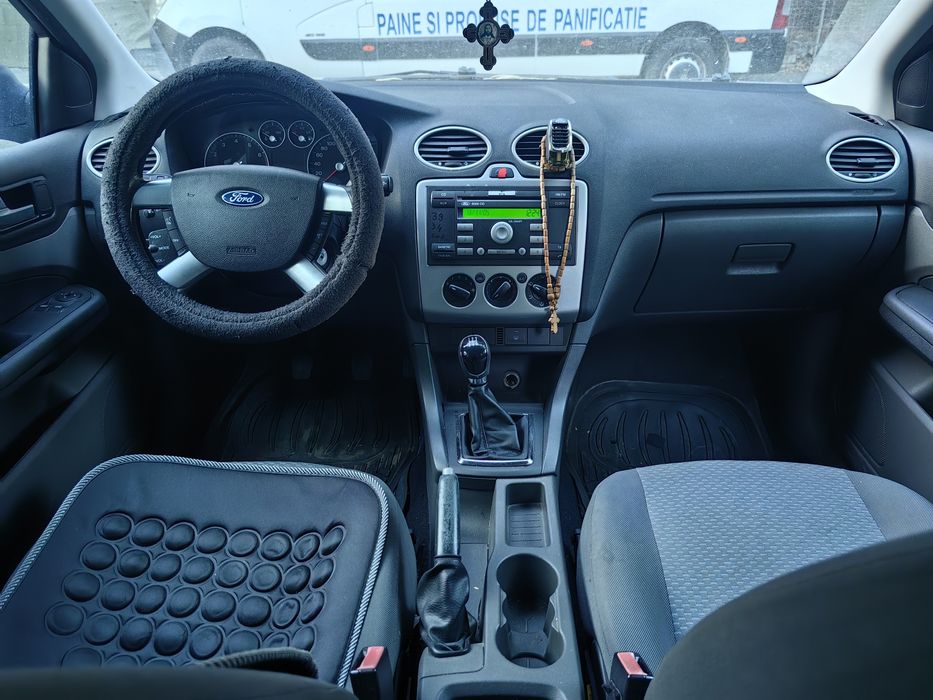 Ford focus 2 1.6 benzina