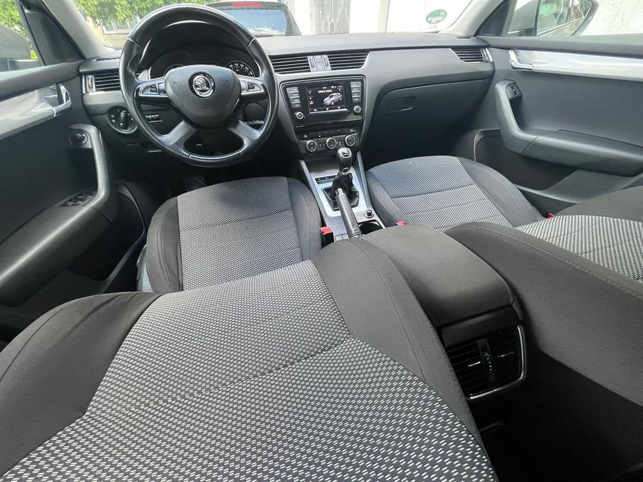 Skoda Octavia 1.6tdi euro 5 # 2014 # recent adusă #