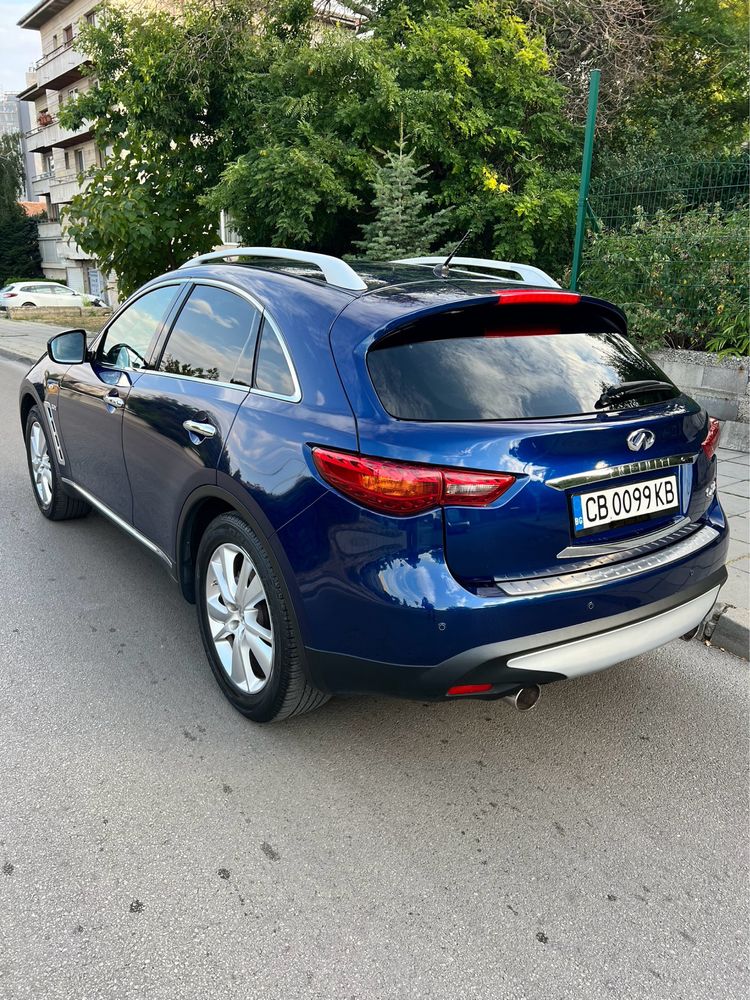 Infiniti QX70 3.0d  N1 с ДДС 1ви собственик, от БГ, топ състояние