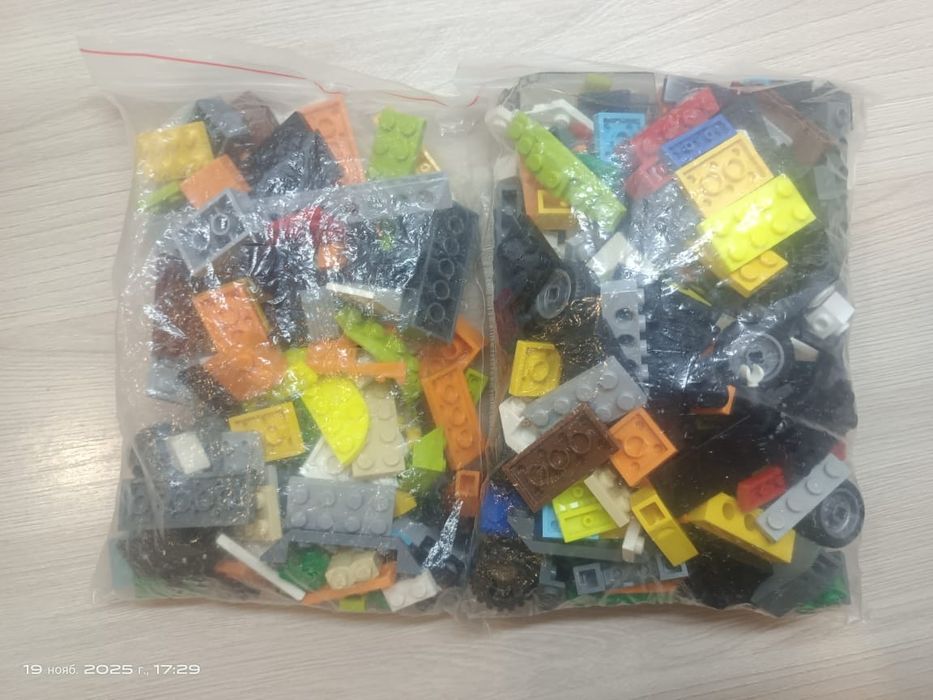 Лего полностью оригинал.