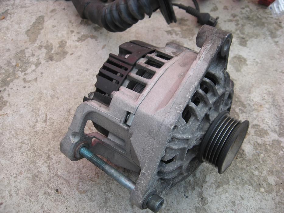 Alternator aud a4 b5, passat b5 motorizare 1.6 1.8 benzina