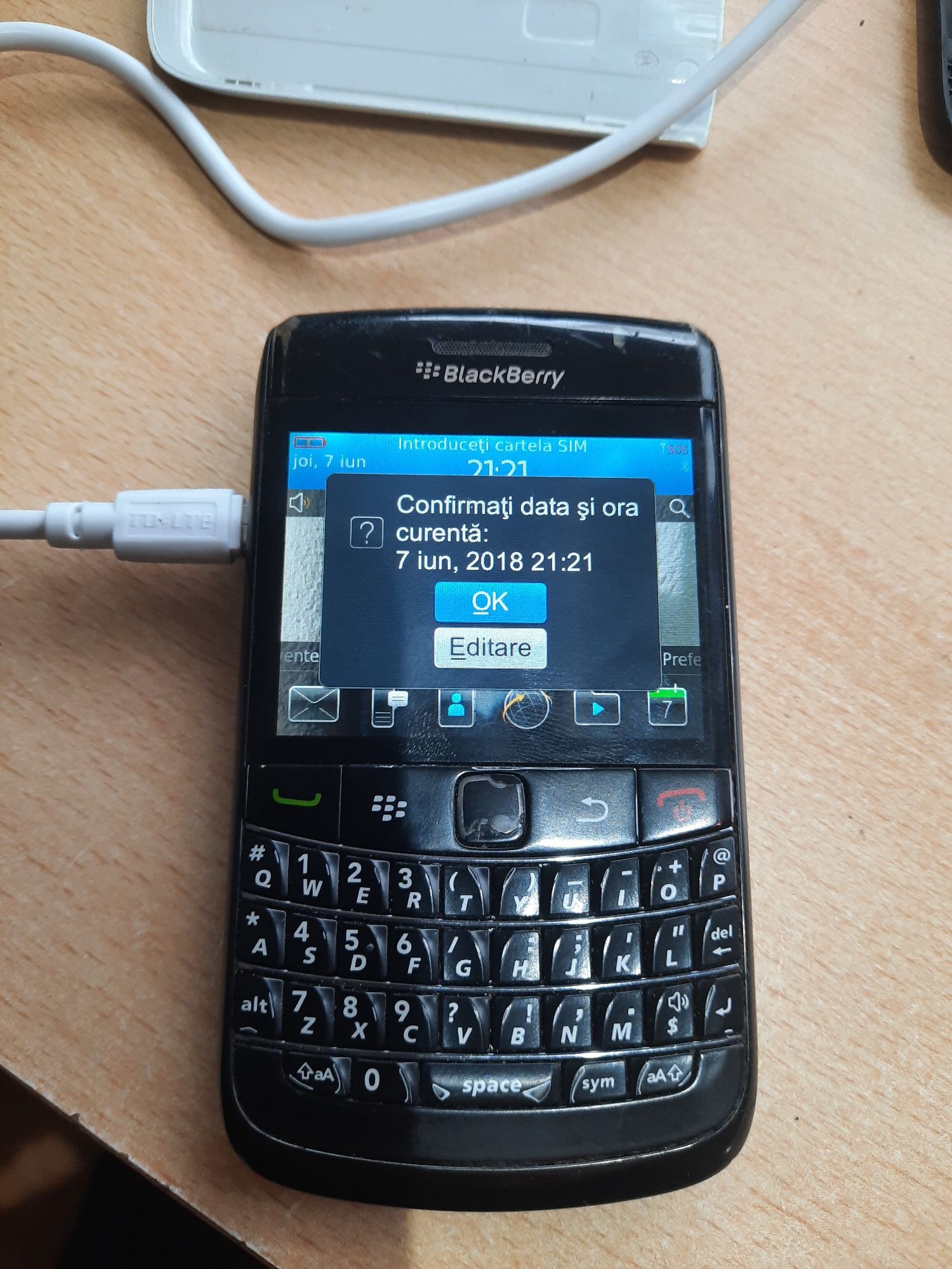 BlackBerry Bold si Q5 LTE